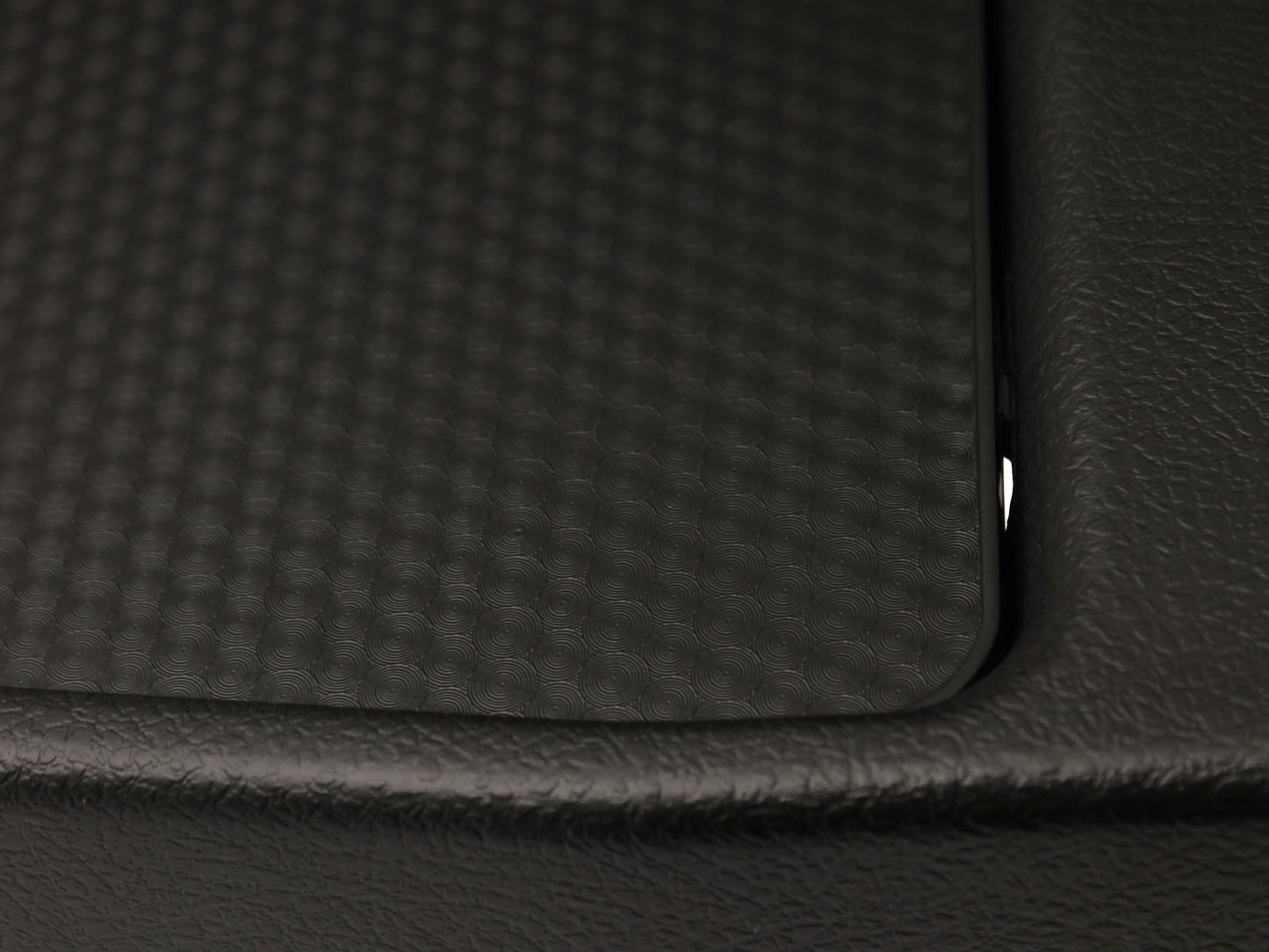 Console Assembly HQ Auto Black Non-Retractable - C1011