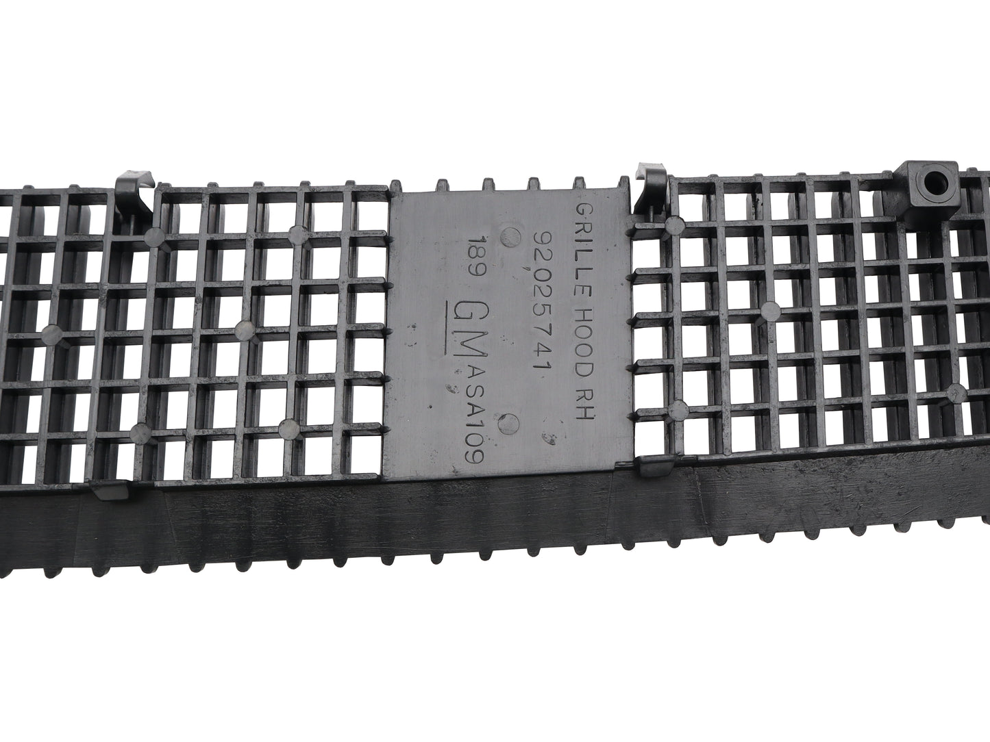 Bonnet Air Vent Grille Inserts VL Commodore - H1300