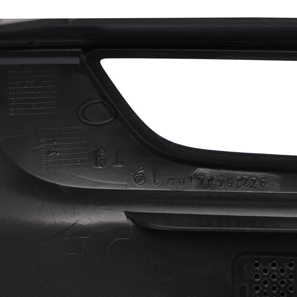 Genuine Fog Light Bezel Surround Pair (Phantom Black) Holden VF Series 2 SV6 SS SSV - H1544