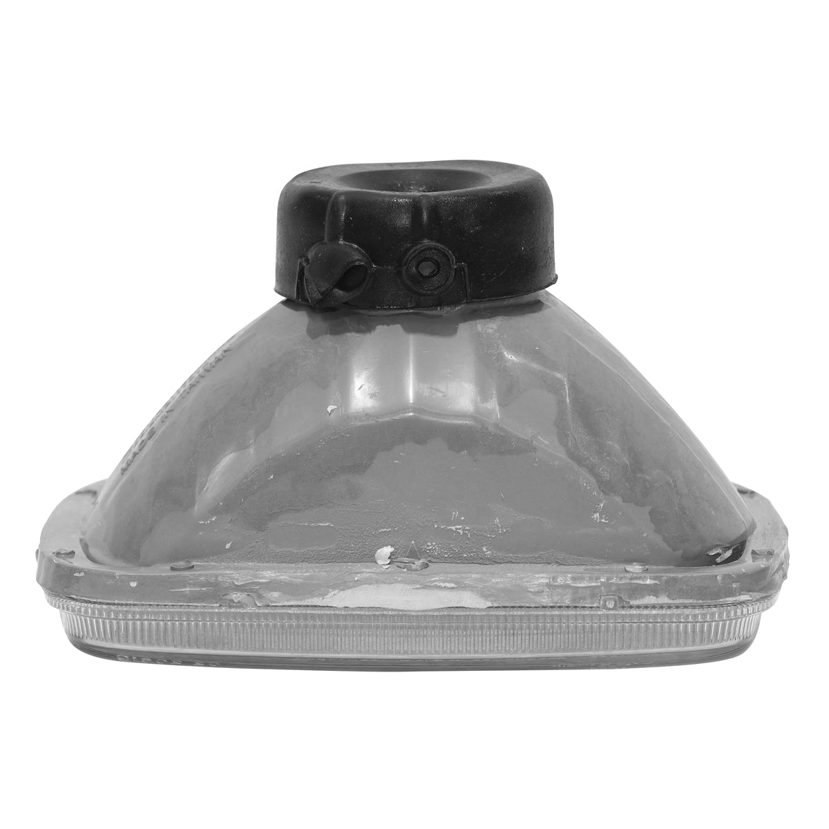 Universal Semi-Sealed Headlight (Crystal) H4 7x15 – UNL-H6052CQ